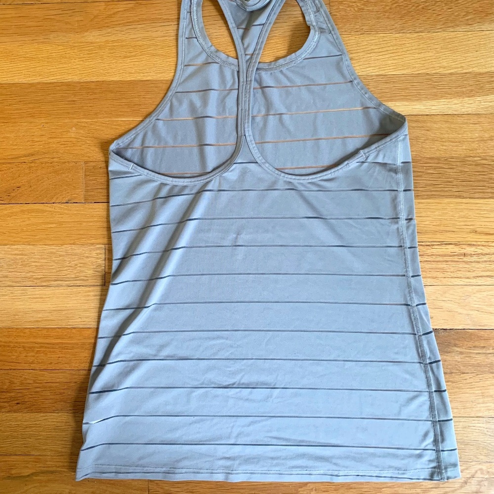 Athleta Grey Mesh Stripe Tank Size Small Excellent Condition